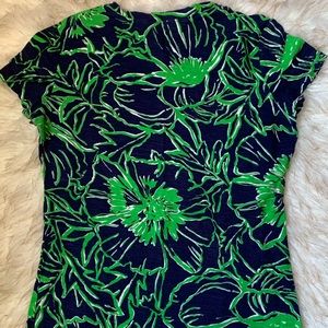 Lilly pulitzer t-shirt